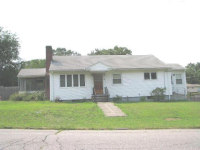 51 Jefferson St, Lawrence, MA 01843 