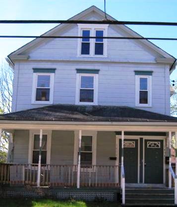 1454 / 1456 Dwight St, Holyoke, MA 01040 