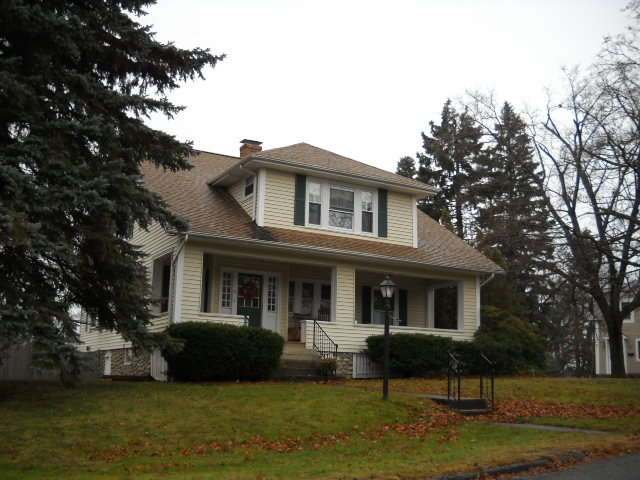 70 Prospect St, Gardner, MA 01440 