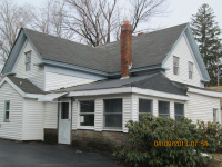 33 School House Rd, Templeton, MA 01438 
