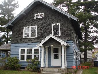 26 Burton St, Springfield, MA 01108 