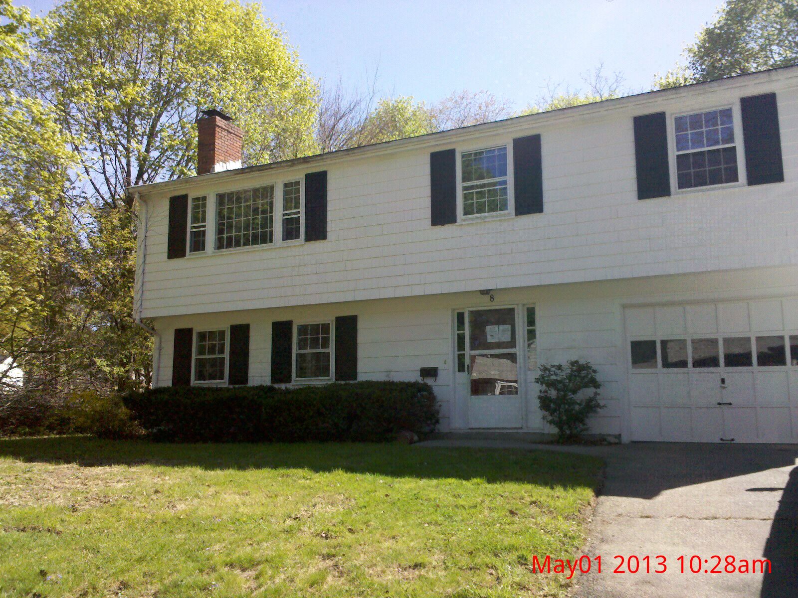 8 Highland Ct, Framingham, MA 01701 