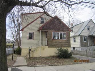86   Chesterfield St, Hyde Park, MA 02136 