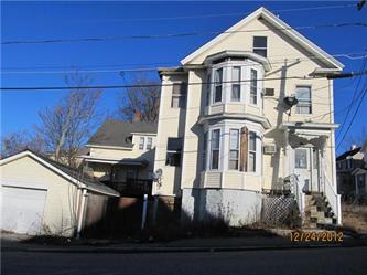 42 7th Street, Lowell, MA 01850 