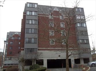 200 Ledgewood Drive Unit 307, Stoneham, MA 02180 