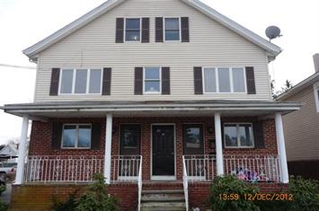 52 Wales St, Taunton, MA 02780 