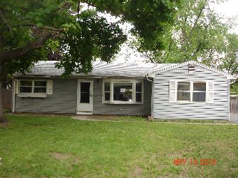 13 Treetop Ave, Springfield, MA 01118 