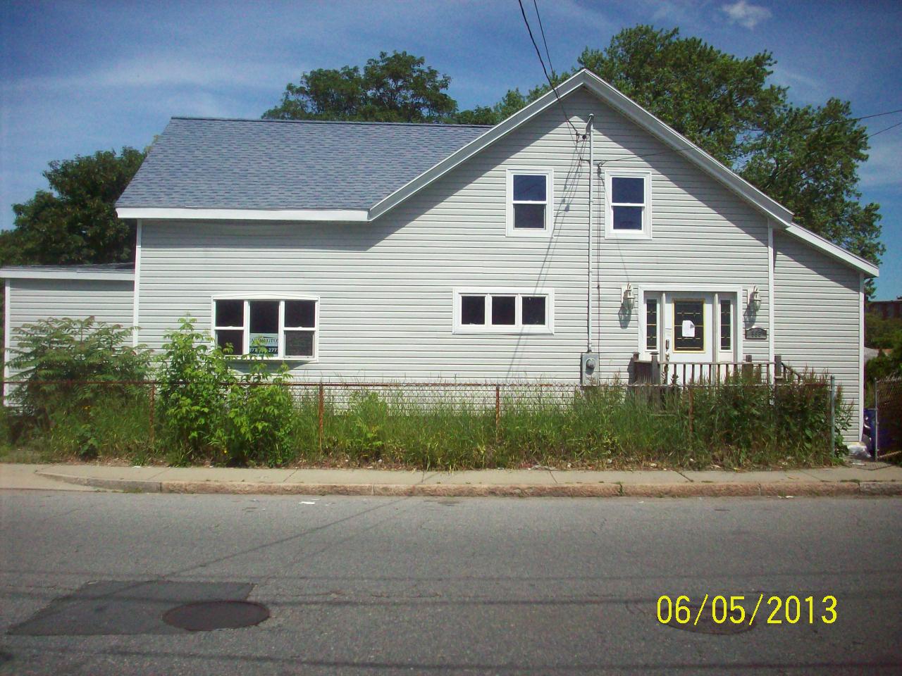 855 Bay Street, Fall River, MA 02724 