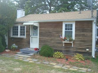 29 Bassett Ln, Dennis Port, MA 02639 
