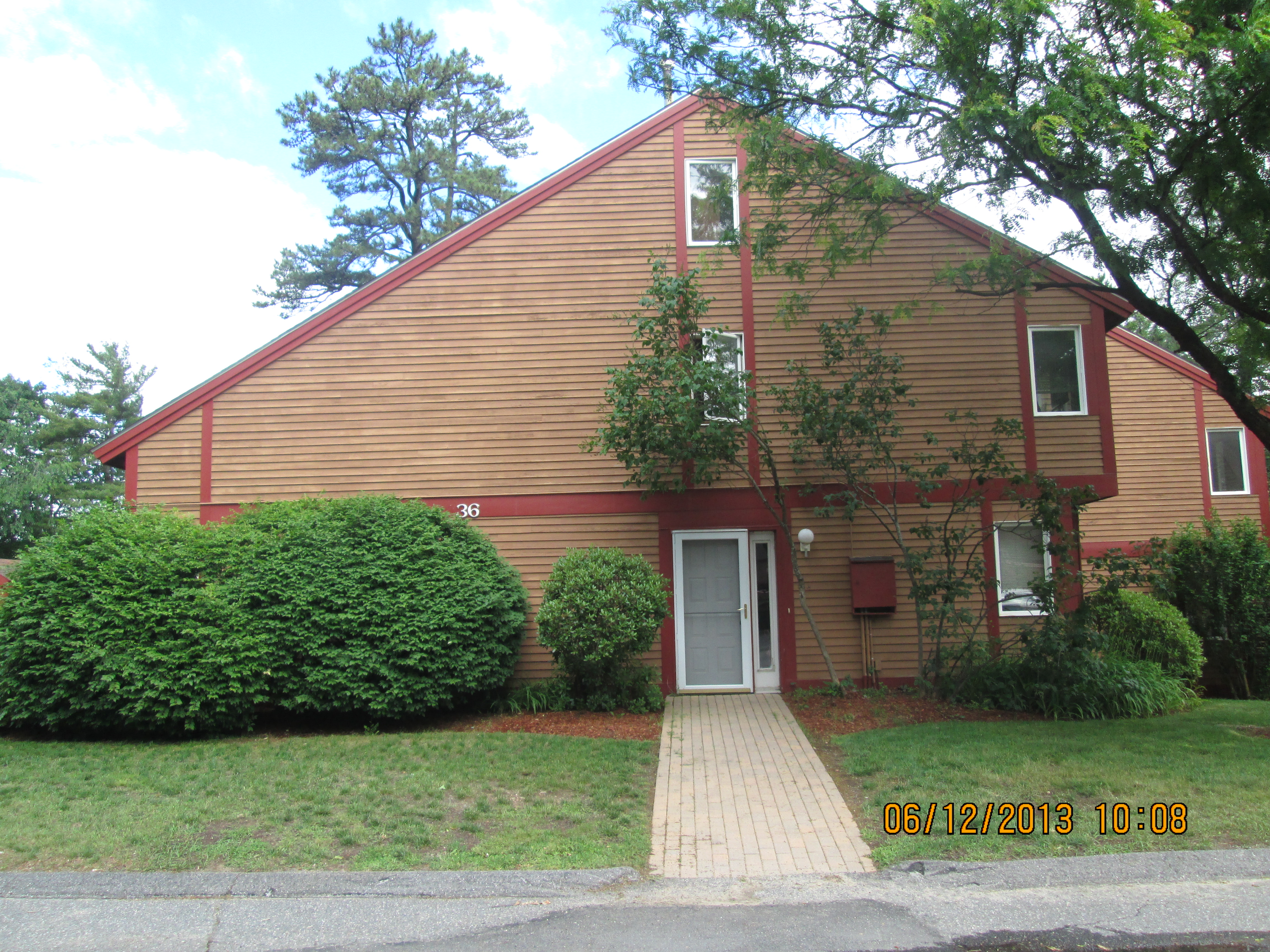 36 Meadow Pond Dr Unit H, Leominster, MA 01453 