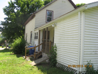 83 Tolman Ave, Leominster, MA 01453 