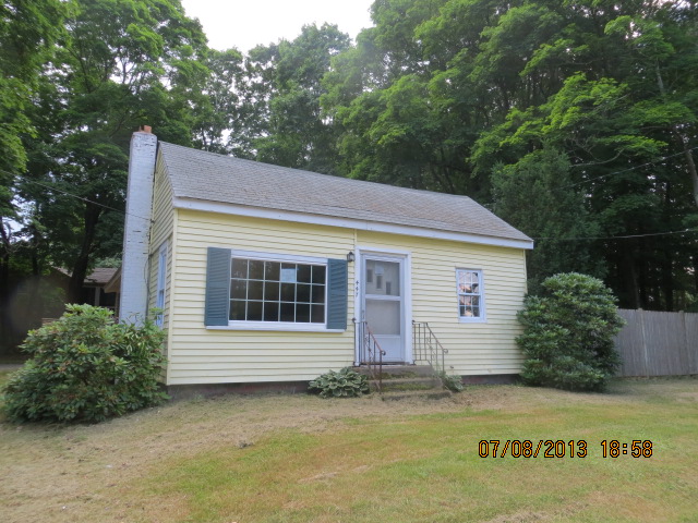 447 Oakhill Avenue, Attleboro, MA 02703 