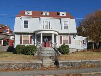 52 Colonial Ave, Lowell, MA 01854 