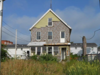 99 N E St, Holyoke, MA 01040 