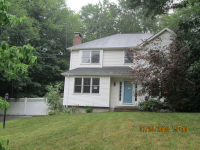 33 Brian Circle, Northbridge, MA 01534 