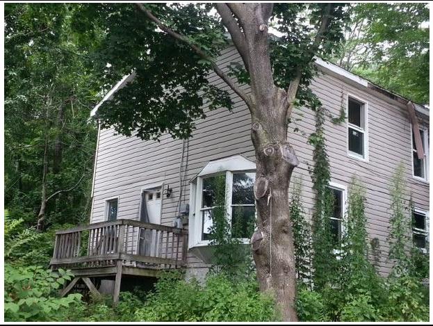 24 Chilmark St, Worcester, MA 01604 