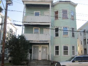 11 Chase Street, Lynn, MA 01902 