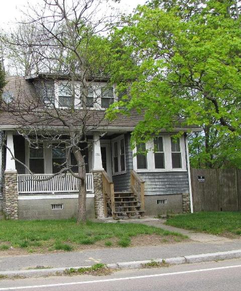 781 Bay St, Taunton, MA 02780 