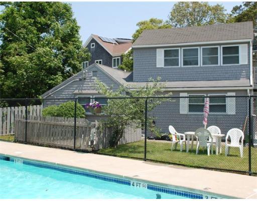432 Sea St, Barnstable, MA 02630 