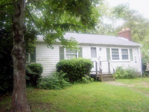 28 Belle Brook Ln, Harwich Port, MA 02646 