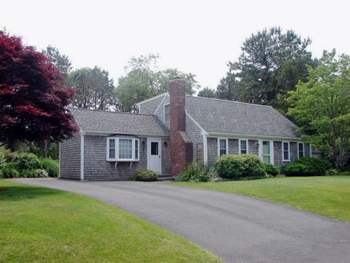 89 Trout Brook Rd, Cotuit, MA 02635 