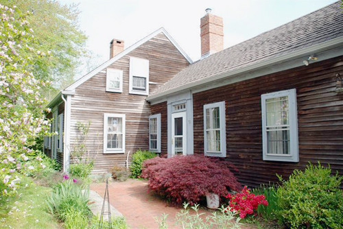 72 Church St, West Barnstable, MA 02668 