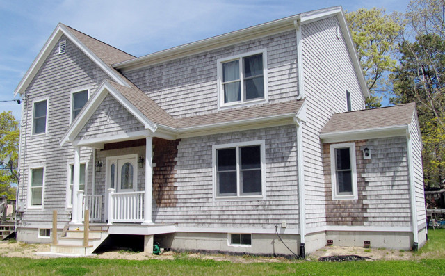 12 Woodside Dr, East Falmouth, MA 02536 