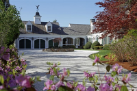 1 Little Cove Ln, East Orleans, MA 02643 