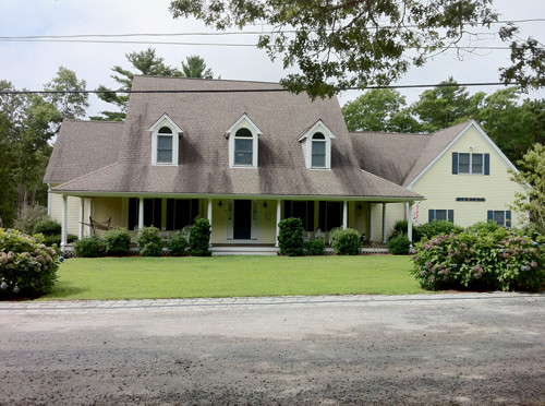 97 Harbor Dr, Pocasset, MA 02559 