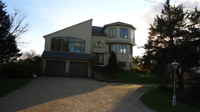 43 Cove Rd, West Yarmouth, MA 02673 