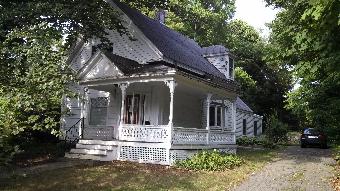 62 Norfolk St, Holliston, MA 01746 