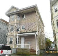 74 Nelson St, New Bedford, MA 02744 