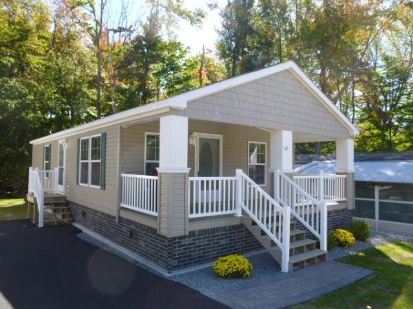1341 Rindge Rd, Fitchburg, MA 01420 