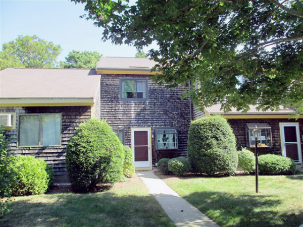 84 Roundhouse Rd, Monument Beach, MA 02553 