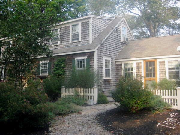 9 Berry Way, West Harwich, MA 02671 