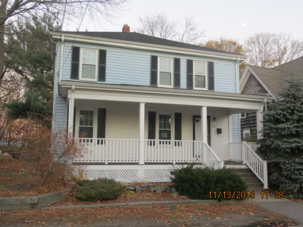 24 Smith Ave, Brockton, MA 02302 