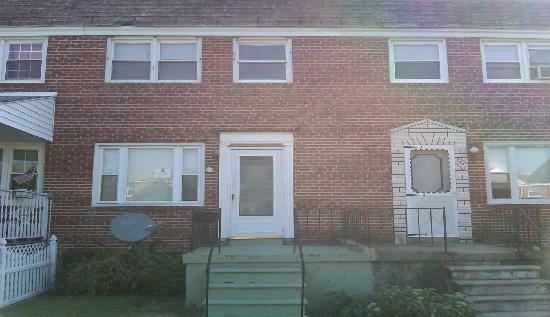 2725 Creston Road, Dundalk, MD 21222 