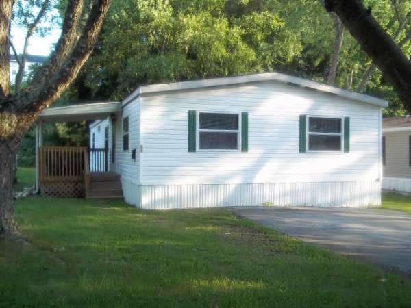 8601 Temple Hills Rd. #11, Temple Hills, MD 20748 