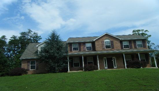 7128 Juliette Low Lane, Hughesville, MD 20637 