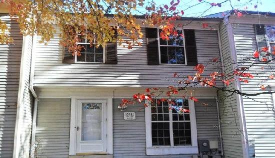 15712 Piller Ln, Bowie, MD 20716 