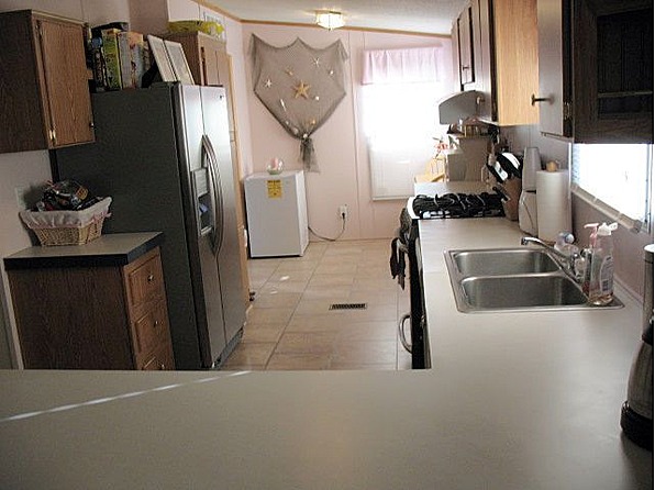 69 Chesapeake Mobile Ct, Hanover, MD 21076 