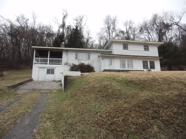 913 Atlantic Avenue, Cumberland, MD 21502 