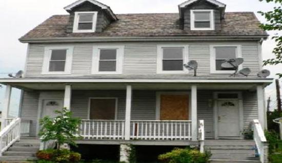 31 Sollers Pt Rd, Baltimore, MD 21222 