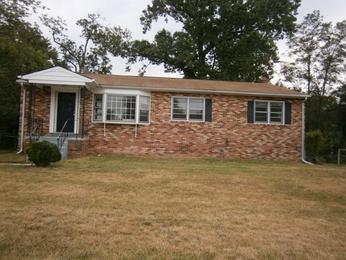 9012 Phyllis Dr, Clinton, MD 20735 