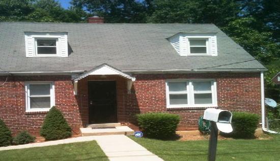 3910 Wallace Rd, Brentwood, MD 20722 