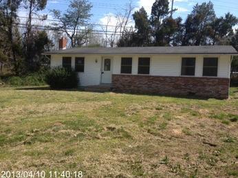 19 Robshire Manor Rd, Huntingtown, MD 20639 