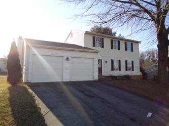 8905 Blue Smoke Driv, Gaithersburg, MD 20879 