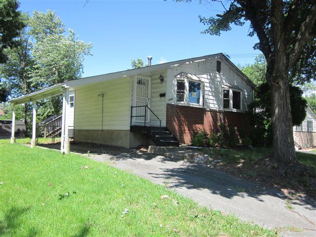 1615 Fenwood Ave, Oxon Hill, MD 20745 