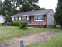 18 Melville Rd, Pasadena, MD 21122 