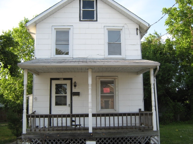 105 E Stockton St, Elkton, MD 21921 